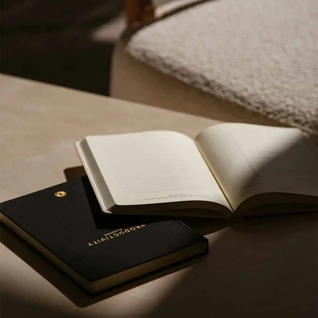 Productivity Planner Black - Time Tracking, Goals, Self-Care